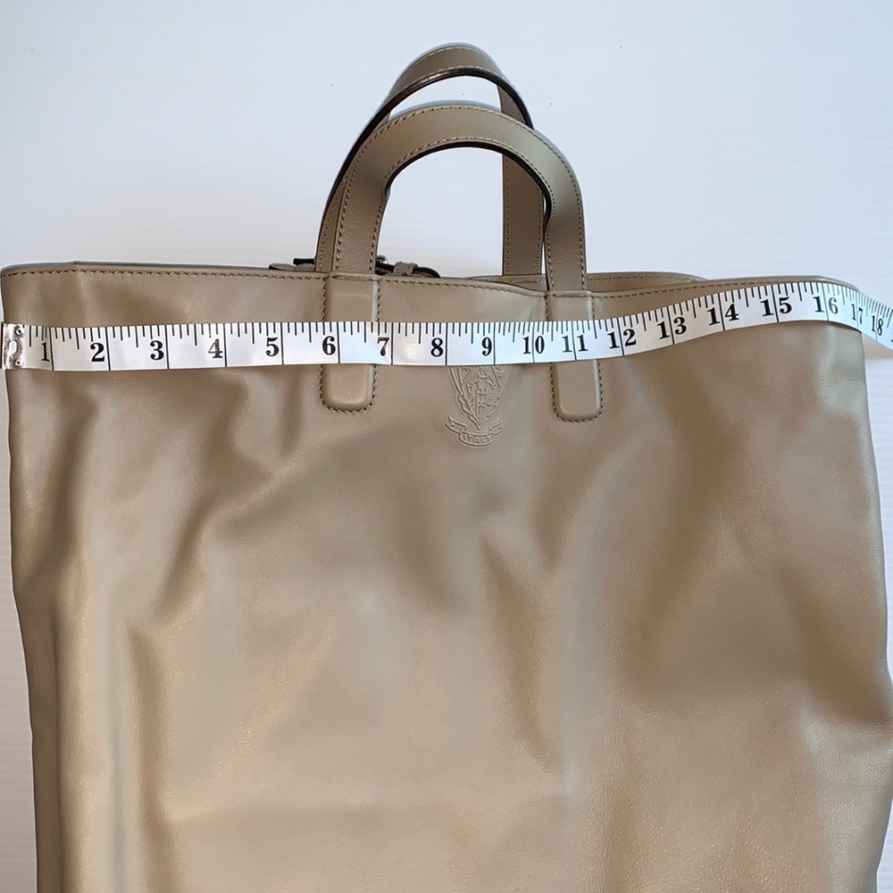 Authentic Gucci tote/backpack - Picture 15 of 16